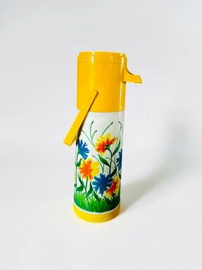 Vintage 1970s Aladdin Pump-A-Drink P150 Floral Thermos 1 Qt Yellow MCM